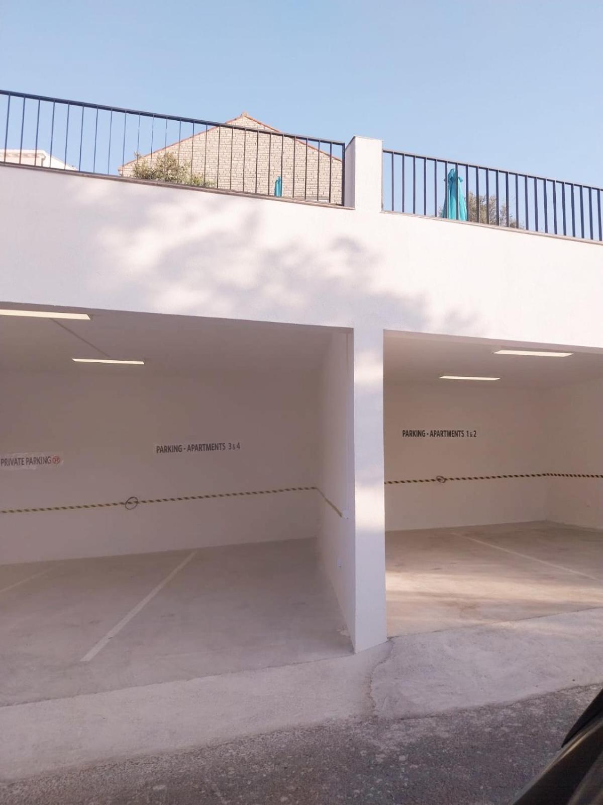 Apartments Villa Marijeta With Free Parking 자톤 외부 사진